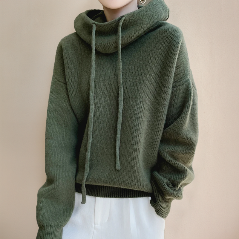 Evelo |  Roller Collar Pullover.