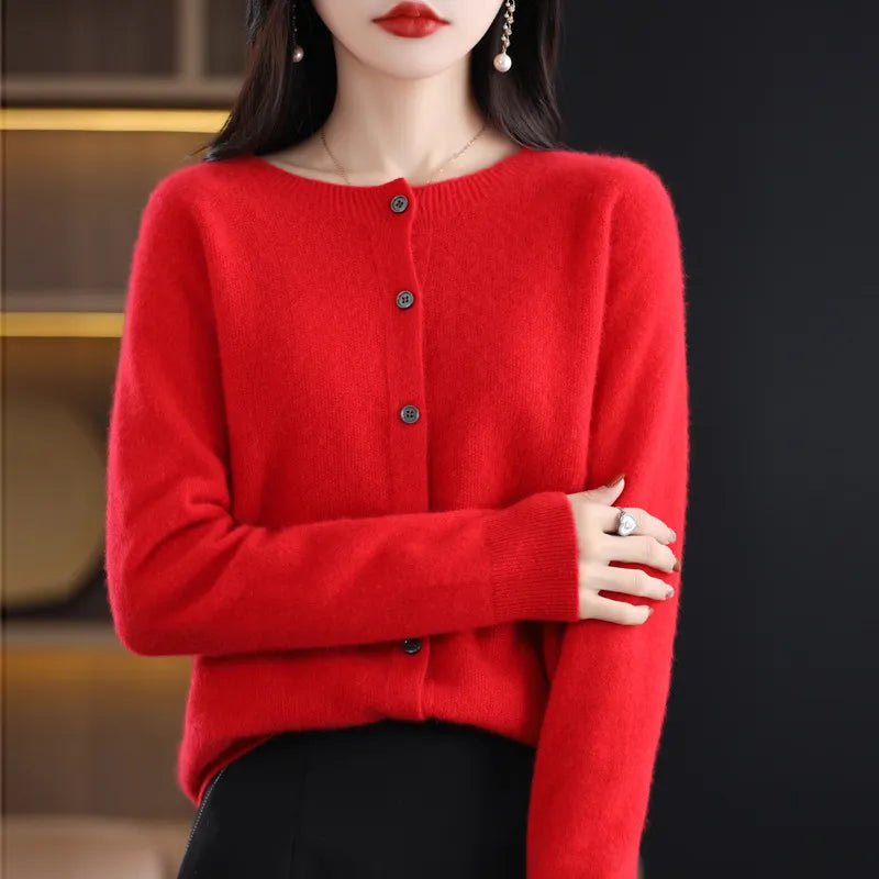 Merina Wool Cardigan – Cozy Elegance for Every Occasion